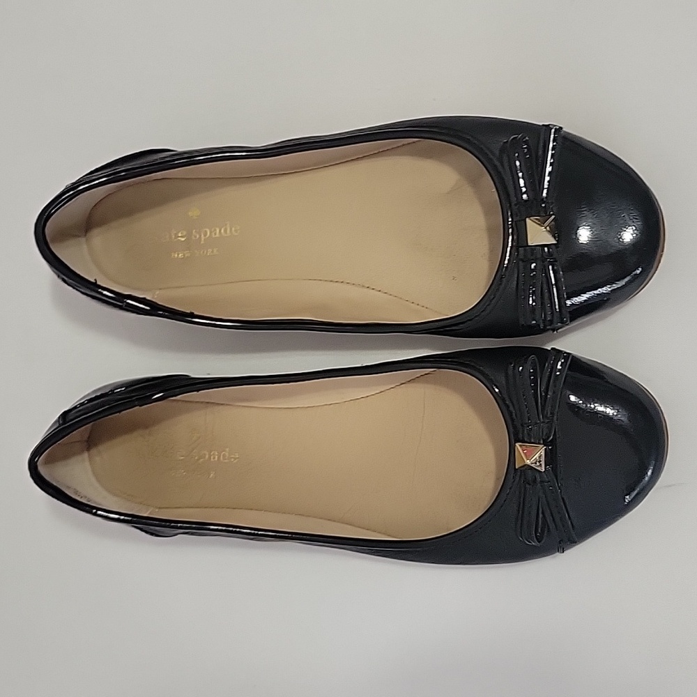 Kate Spade Black Patent cap&heel Flats